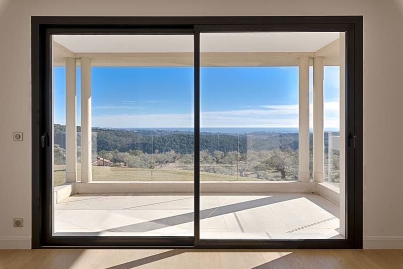 Cortizo aluminium sliding patio door example
