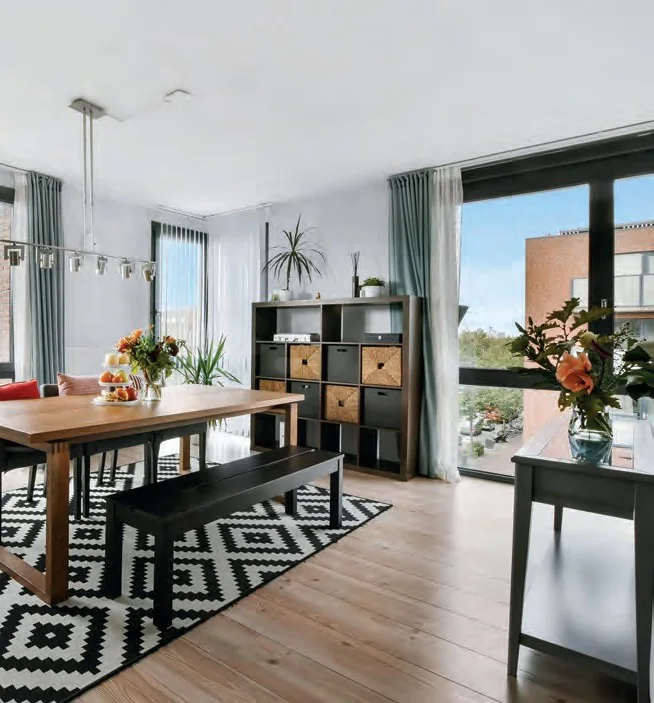 Alitherm Flush brochure window inspiration